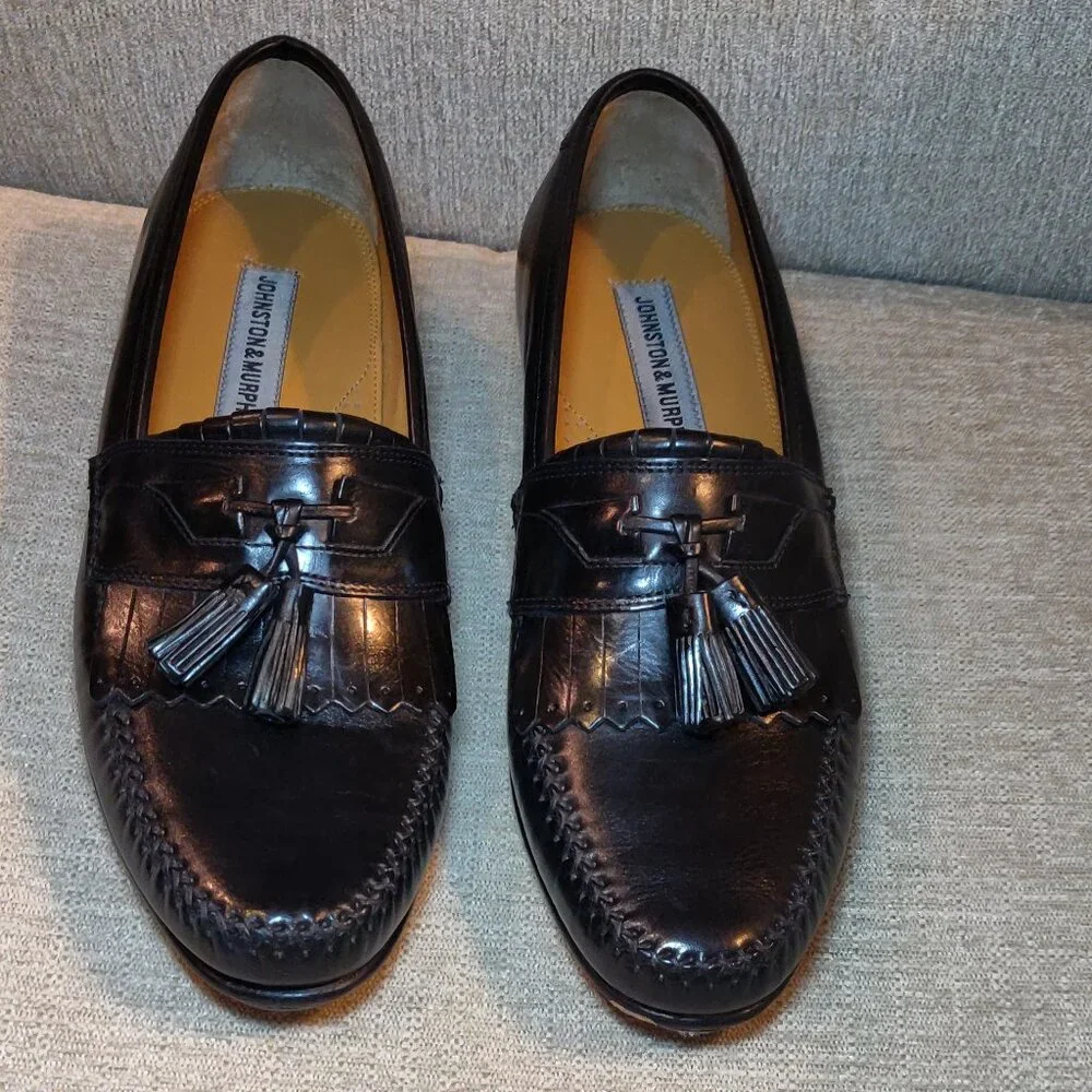 Johnston & Murphy Breland Black Leather Tassel Loafers SIZE 9N